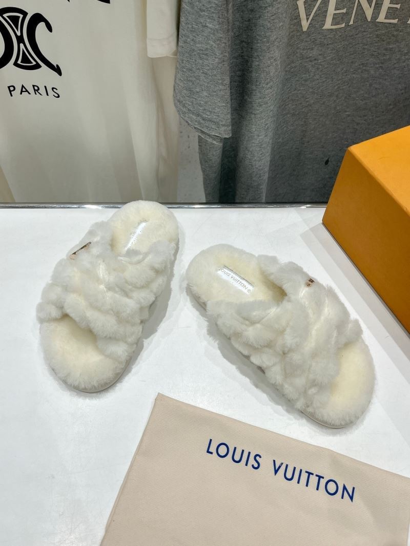 Louis Vuitton Slippers